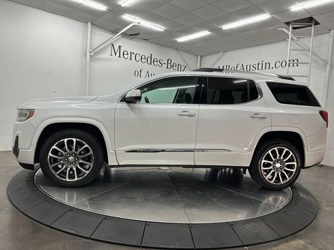 Used 2021 GMC Acadia Denali w/ Denali Technology Package AWD/4WD image 2