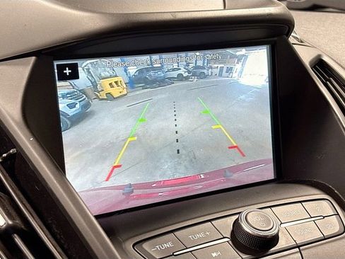 Used 2019 Ford Escape SE AWD/4WD image 12