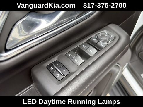 Used 2023 Chevrolet Tahoe High Country AWD/4WD image 17