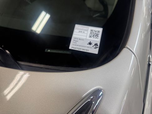 Used 2016 Buick Regal FWD image 24