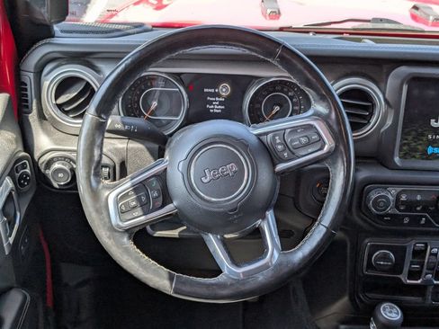 Used 2021 Jeep Wrangler Unlimited Sahara AWD/4WD image 10