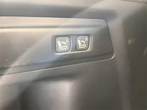 Used 2025 MAZDA CX-70 3.3 Turbo w/ Preferred Package image 11