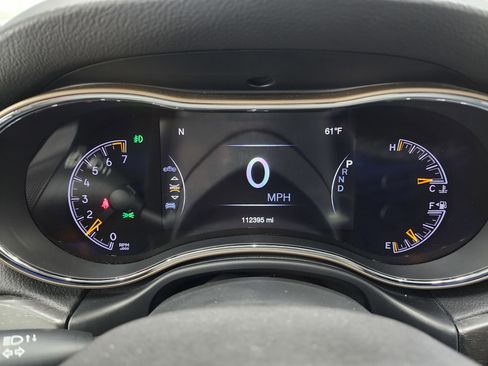 Used 2017 Jeep Grand Cherokee Laredo w/ Quick Order Package 23E image 10