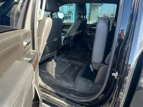 Used 2023 GMC Sierra 3500 Denali w/ Denali Ultimate Package AWD/4WD image 21