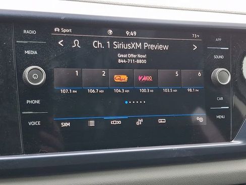 Used 2023 Volkswagen Taos SE w/ Panoramic Sunroof Package AWD/4WD image 17