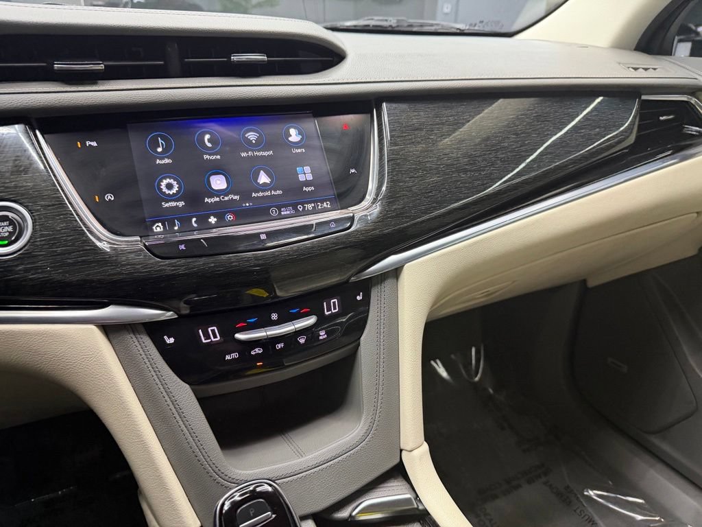 Used 2020 Cadillac XT6 Premium Luxury FWD image 25