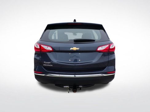 Used 2018 Chevrolet Equinox LS FWD image 4