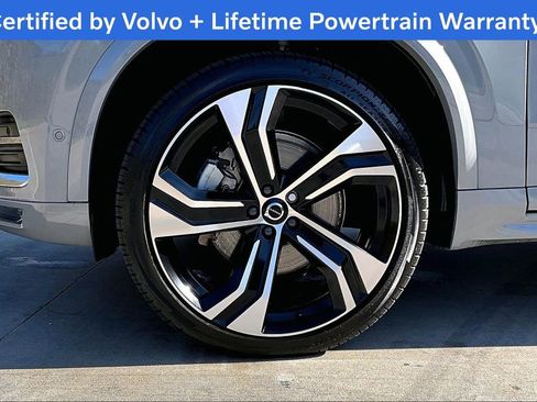 Certified 2025 Volvo XC90 B6 Ultra w/ Protection Package image 12
