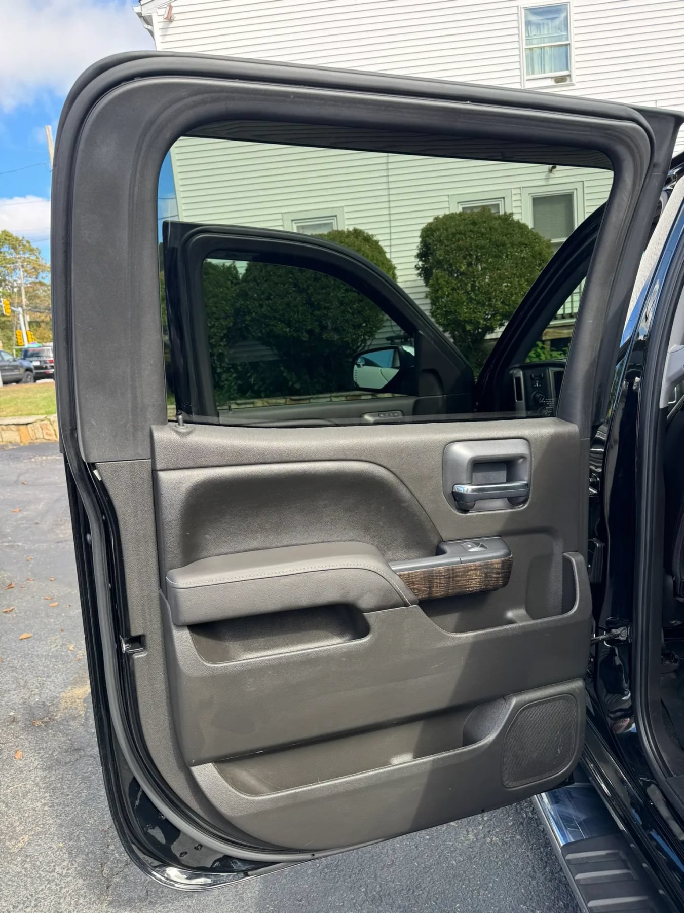 Used 2016 GMC Sierra 1500 Denali AWD/4WD image 34