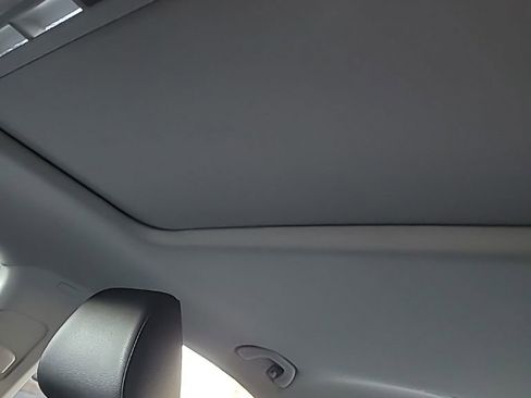 Used 2014 Volkswagen Passat 1.8T SE image 6