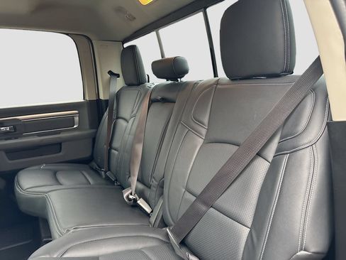 Used 2020 RAM 1500 Classic SLT w/ Luxury Group RWD image 23