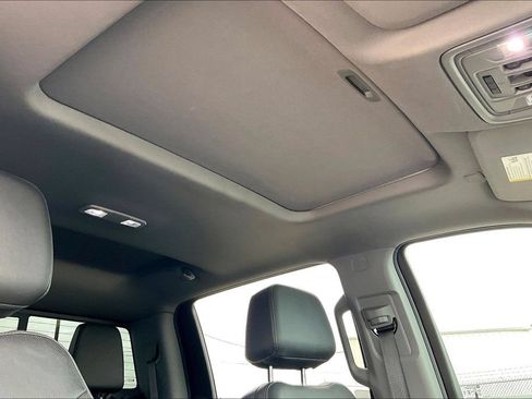 Used 2024 GMC Sierra 1500 SLT AWD/4WD image 28