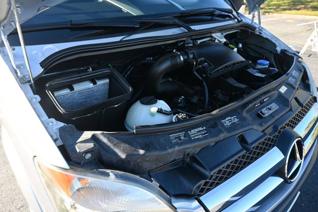 Used 2013 Mercedes-Benz Sprinter 2500 image 58