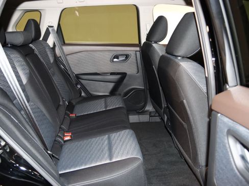 Used 2023 Nissan Rogue SV AWD/4WD image 58