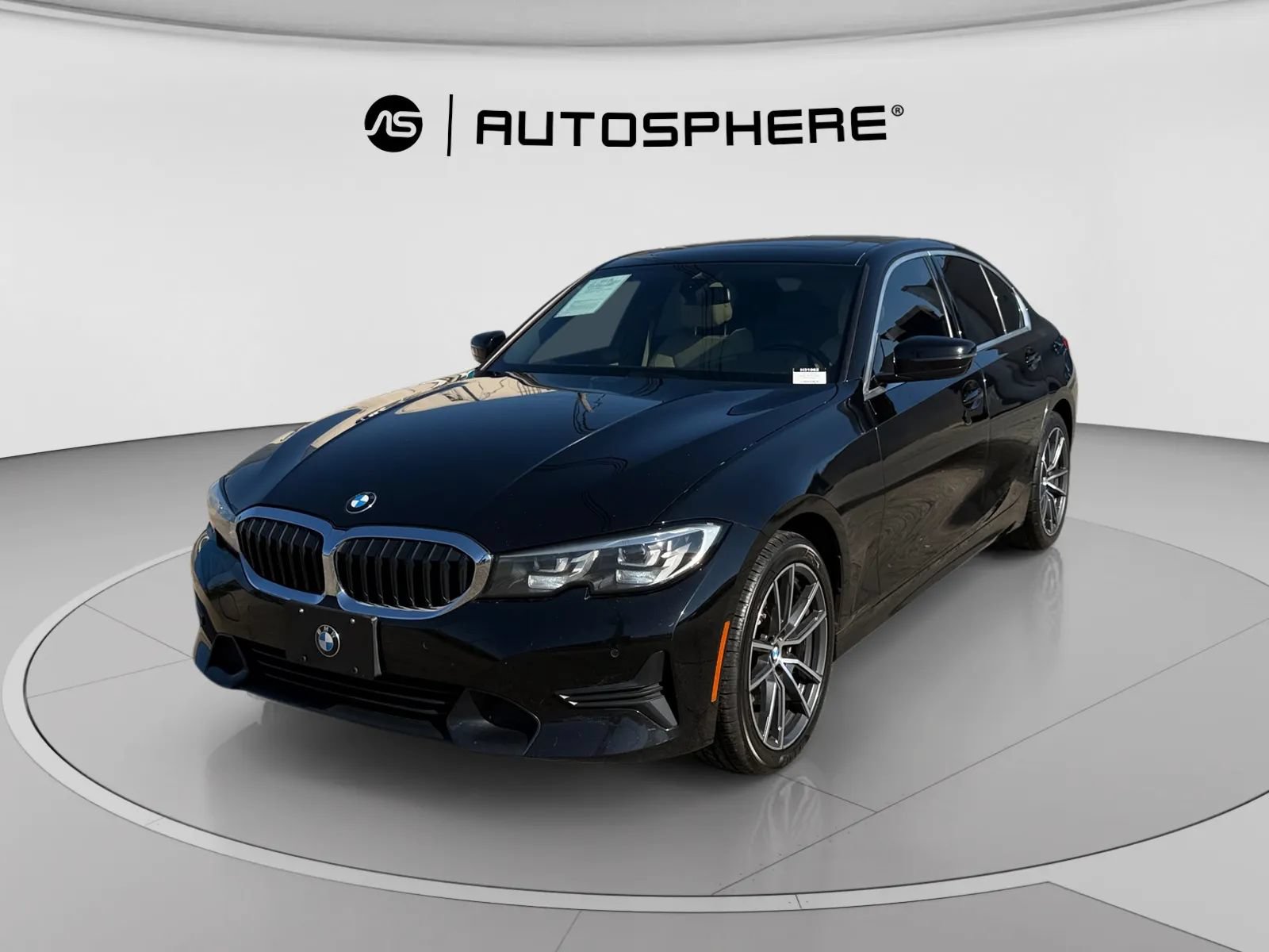 Used 2019 BMW 330i xDrive Sedan w/ Driving Assistance Package AWD/4WD image 3
