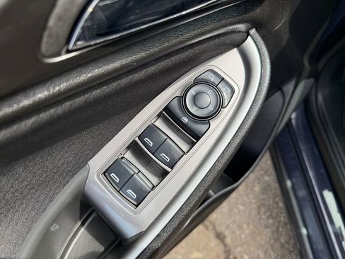 Used 2025 Chevrolet Malibu RS w/ LPO, Floor Liner Package FWD image 16