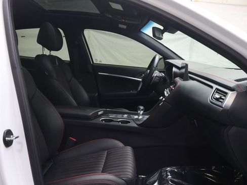 Used 2024 Genesis G70 3.3T Advanced AWD/4WD image 10