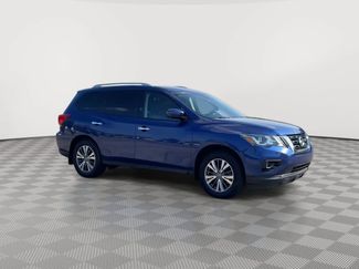 Used 2017 Nissan Pathfinder SL w/ SL Premium Package AWD/4WD video 2