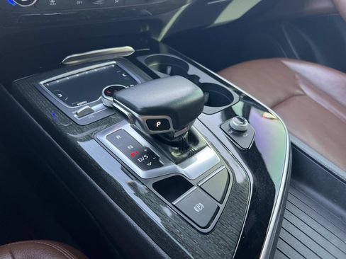 Used 2019 Audi Q7 3.0T Premium image 18