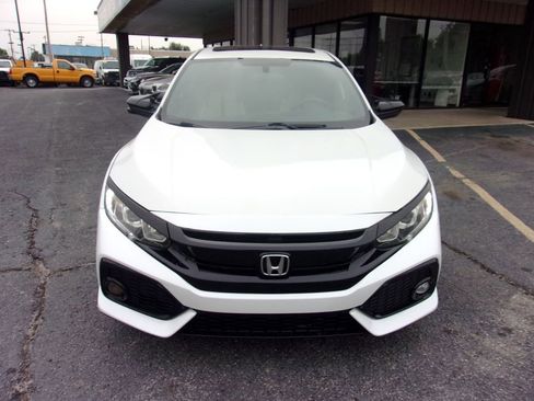 Used 2018 Honda Civic EX image 3