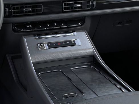 New 2026 Lincoln Aviator 2WD image 15