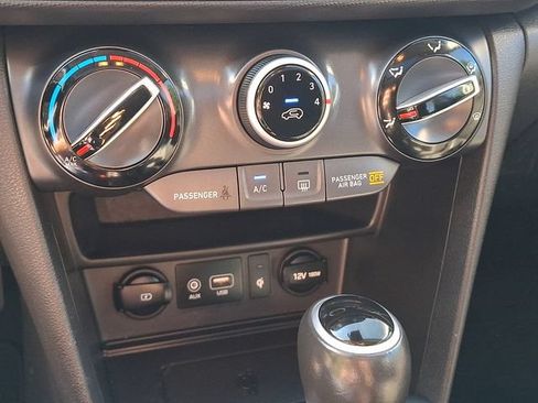 Used 2021 Hyundai Kona SEL Plus FWD image 16
