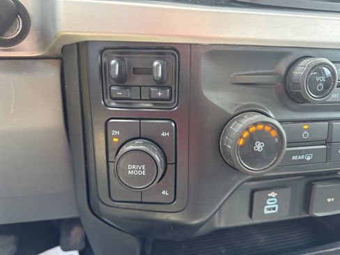 Used 2023 Ford F550 4x4 Regular Cab Super Duty w/ XLT Value Package image 30
