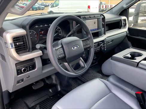 Used 2023 Ford F250 XL w/ Snow Plow Prep Package image 17