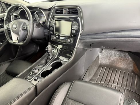 Used 2022 Nissan Maxima Platinum FWD image 11