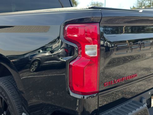 Used 2022 Chevrolet Silverado 1500 Custom w/ Safety Confidence Package image 10