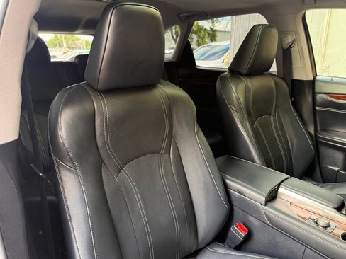 Used 2019 Lexus RX 350L FWD w/ Premium Package image 22