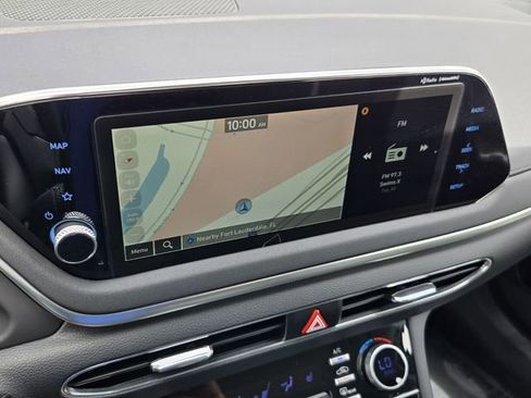 Used 2023 Hyundai Sonata SEL w/ Winter Weather Package FWD image 17