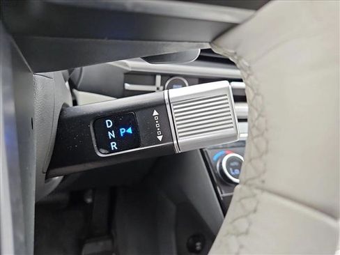 Used 2025 Hyundai Santa Fe SEL AWD/4WD image 12