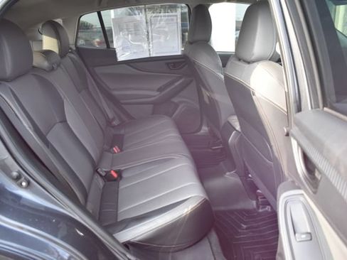 Used 2022 Subaru Crosstrek 2.5i Sport w/ Moonroof Package AWD/4WD image 38