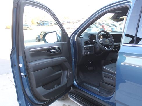 New 2026 Chevrolet Tahoe Premier image 8