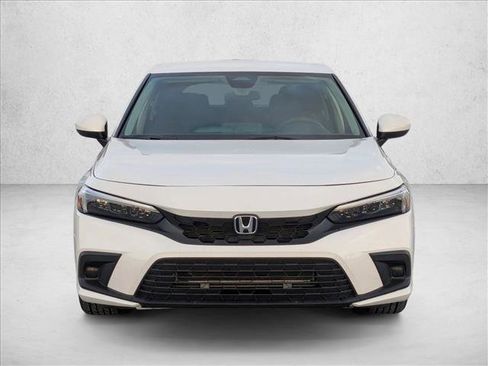 Used 2023 Honda Civic LX image 2