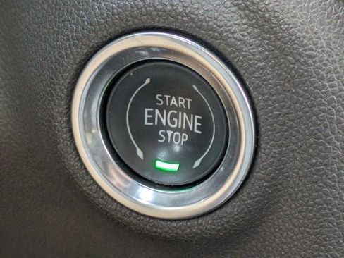 Used 2020 GMC Sierra 1500 SLT w/ SLT Premium Plus Package image 25