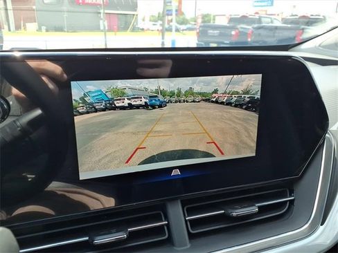 New 2026 Chevrolet Trax LT w/ Driver Confidence Package image 17
