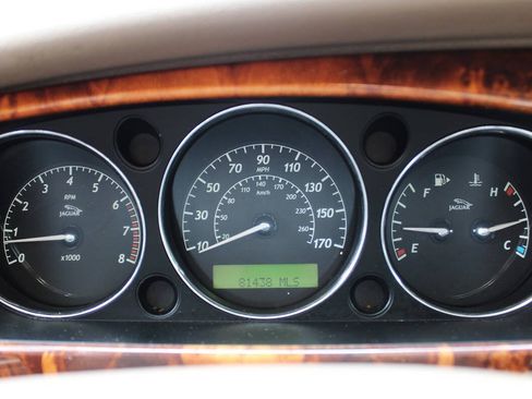 Used 2006 Jaguar XJ8 RWD image 12