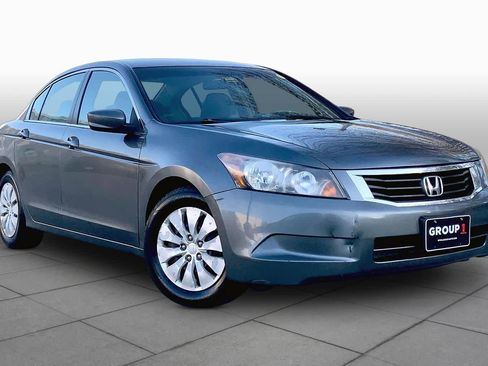 Used 2009 Honda Accord LX image 2