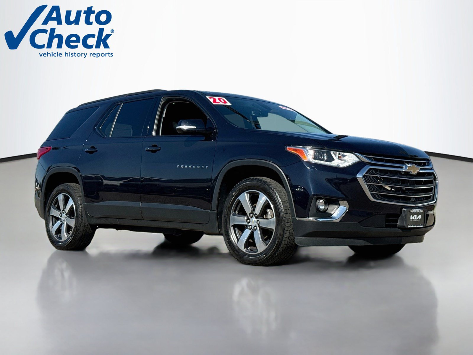 Used 2020 Chevrolet Traverse LT w/ LT Premium Package FWD image 1