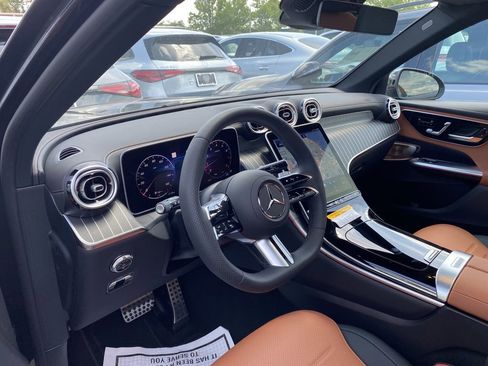 Certified 2026 Mercedes-Benz GLC 300 image 5