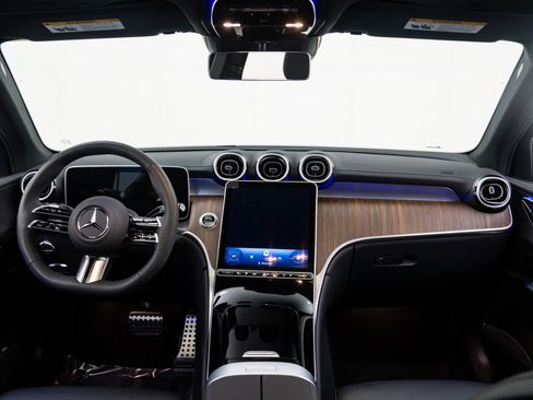 Certified 2025 Mercedes-Benz GLC 350e 4MATIC image 6