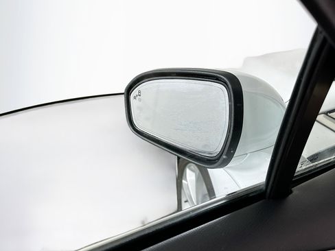 Used 2019 Ford Fusion SEL image 16