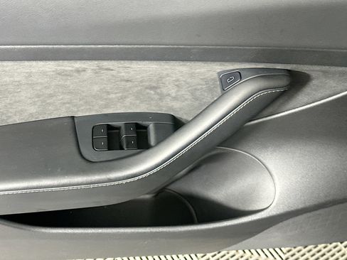 Used 2021 Tesla Model 3 Standard Range Plus RWD image 15