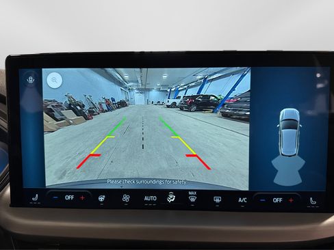 Used 2025 Ford Escape Platinum image 32