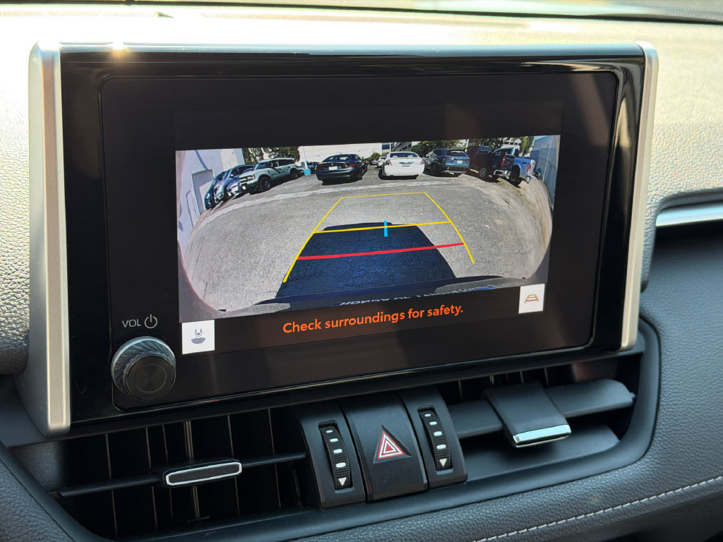 Used 2023 Toyota RAV4 XLE Premium AWD/4WD image 28