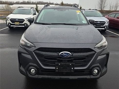 Used 2023 Subaru Outback Onyx Edition image 2