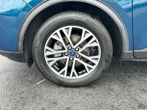 Used 2020 Ford Escape SEL image 11