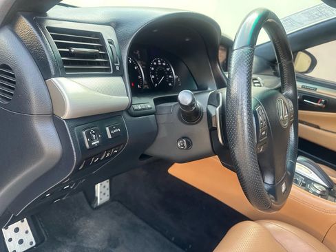 Used 2016 Lexus LS 460 RWD image 33